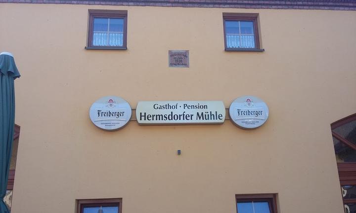 Zur Hermsdorfer Muhle